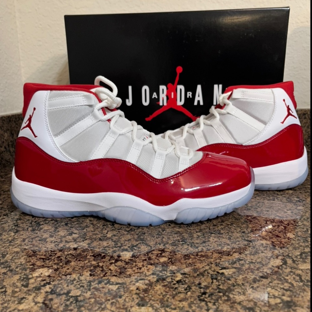 Jordan 11 Cherry
